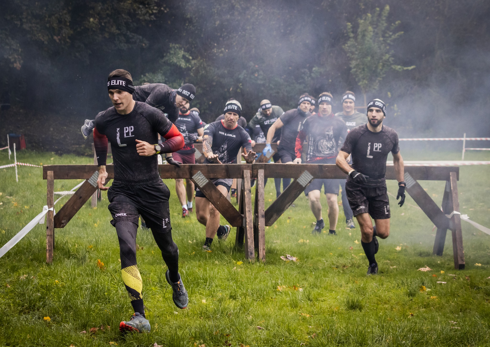 Błoto, lina i 12 kilometrów walki! W Legnicy rusza LPP RACE – wśród startujących mistrzowie Polski