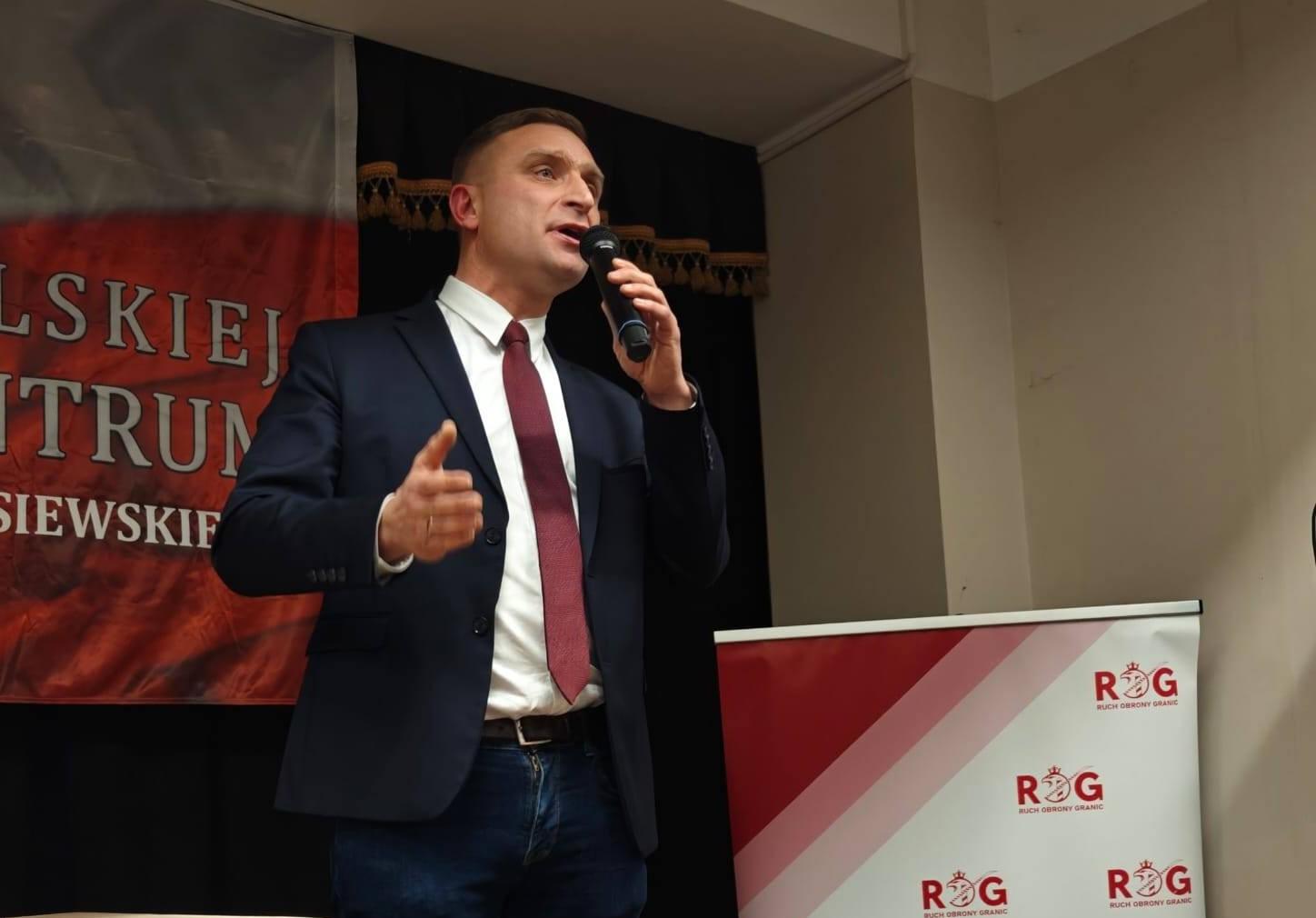 Burza wokół wizyty Roberta Bąkiewicza. W środę zapowiedziano protest