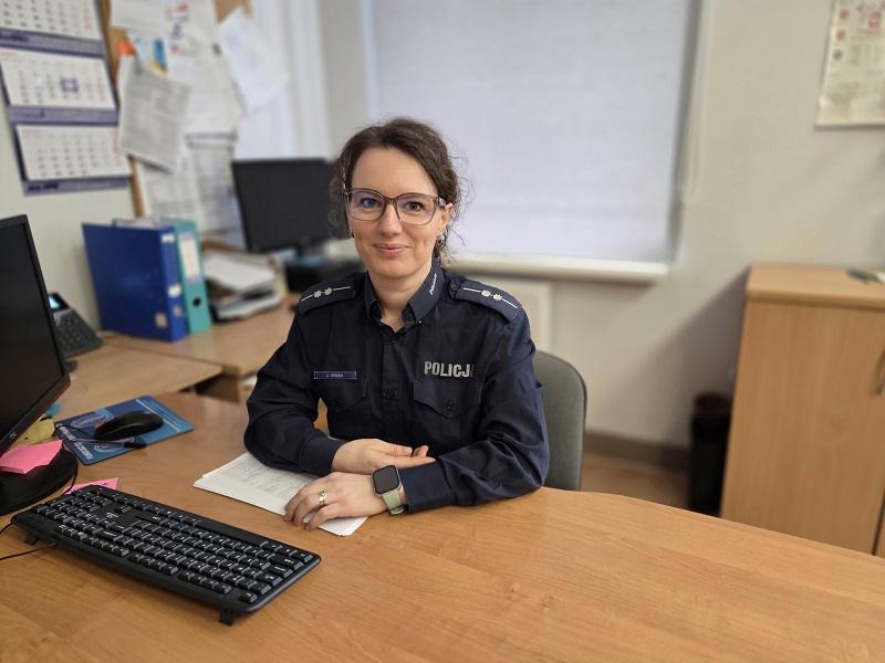 Nie była już na służbie, ale pomogła. Policjantka zawiozła ranne dziecko do szpitala
