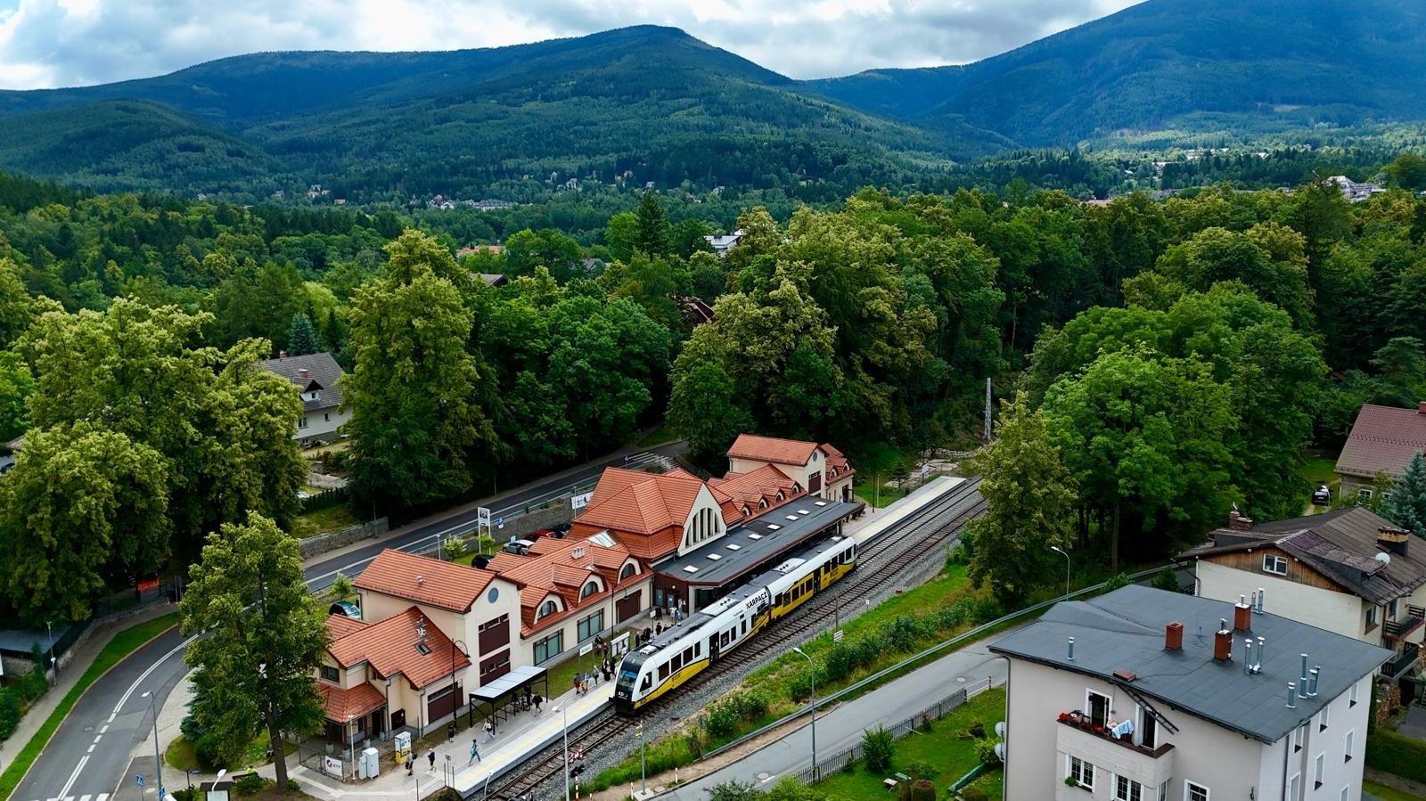 Z Legnicy do Łużyc, Harrachova czy Görlitz za 59 zł przez cały długi weekend. Bez limitów!