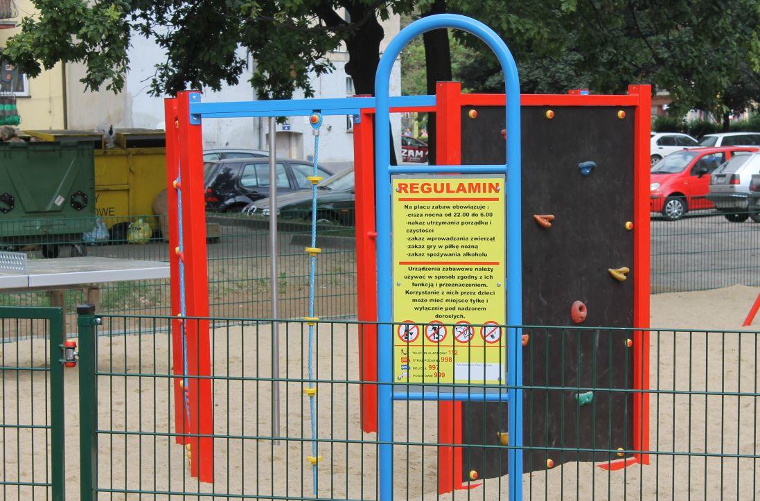 13-latki z Ukrainy zaatakowane na placu zabaw w Legnicy? Policja wyjaśnia sprawę