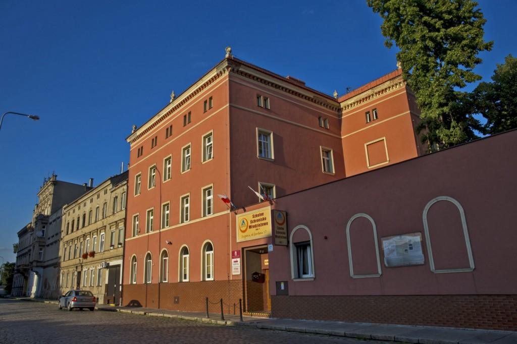 Fotowoltaika zamiast schroniska? Obiekt przy ul. Jordana w Legnicy znalazł dzierżawcę