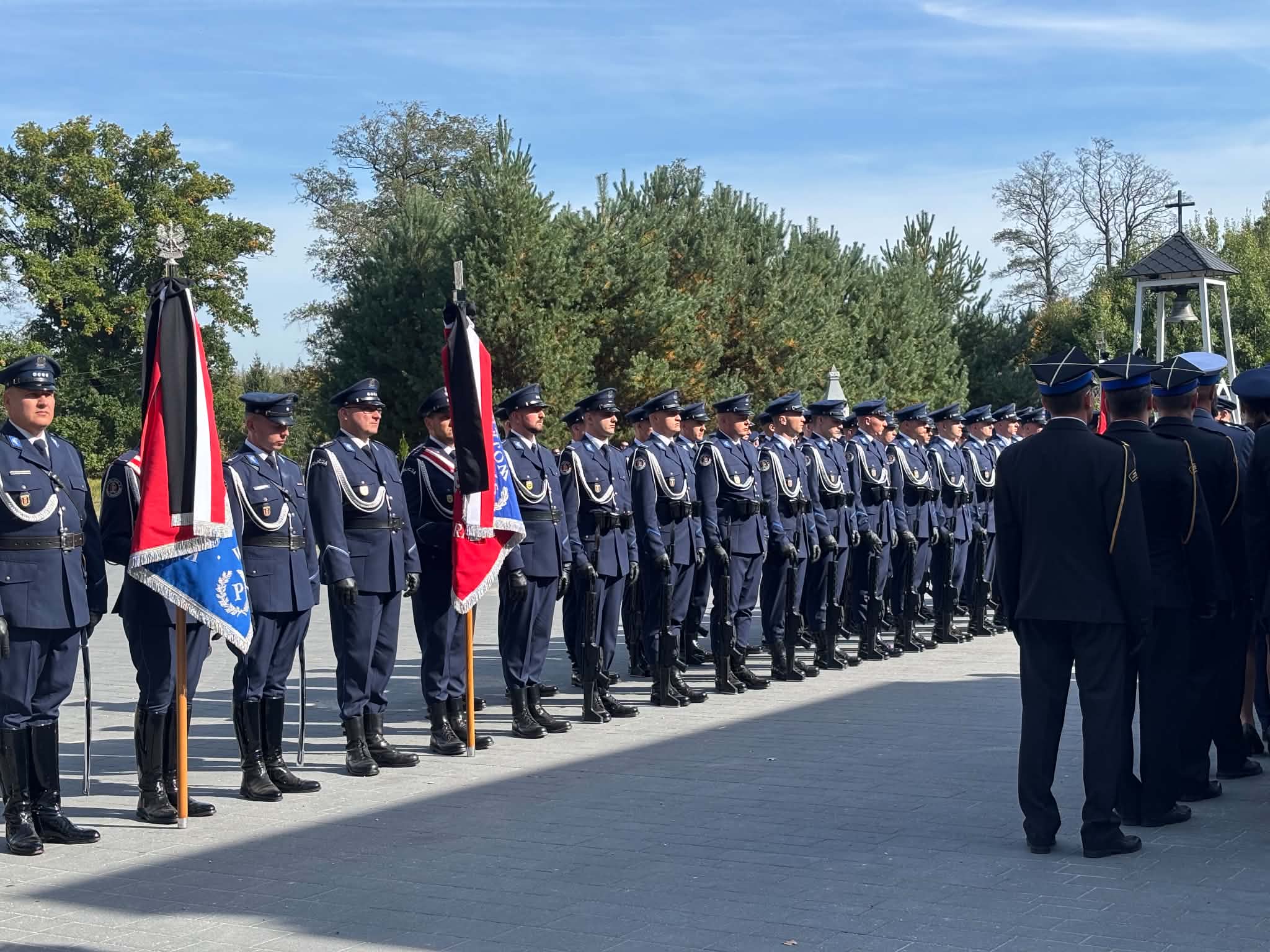 Ostatnia droga Natana Sieronia. Bliscy, przyjaciele i mundurowi pożegnali policjanta [ZDJĘCIA]