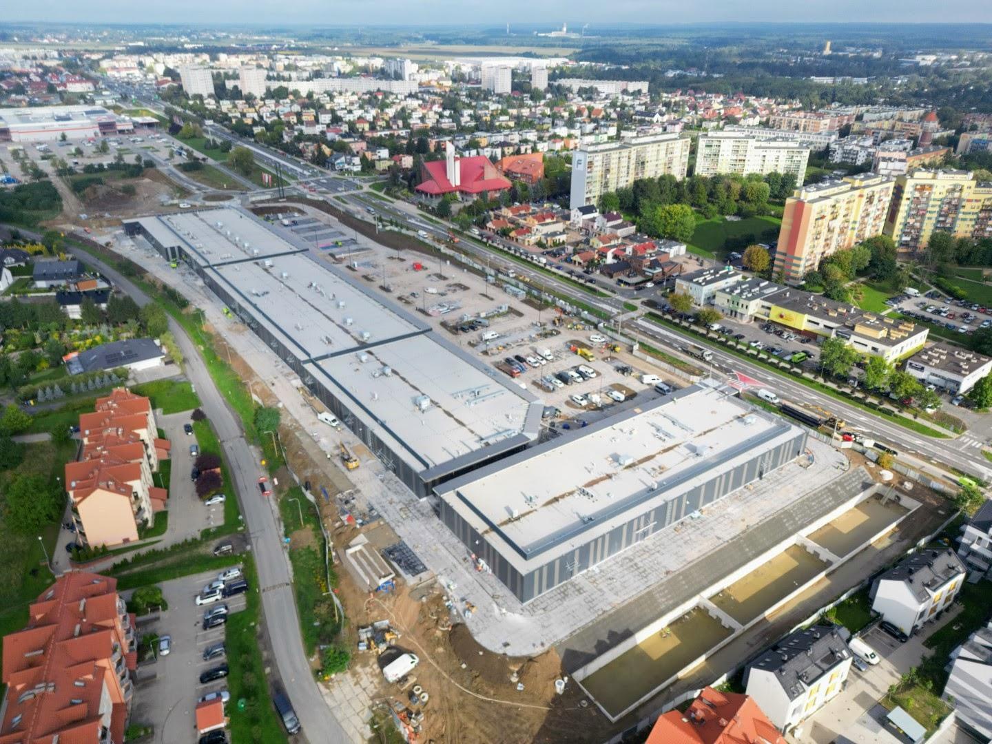 To już pewne! Nowe centrum handlowe w Lubinie otworzy drzwi w październiku